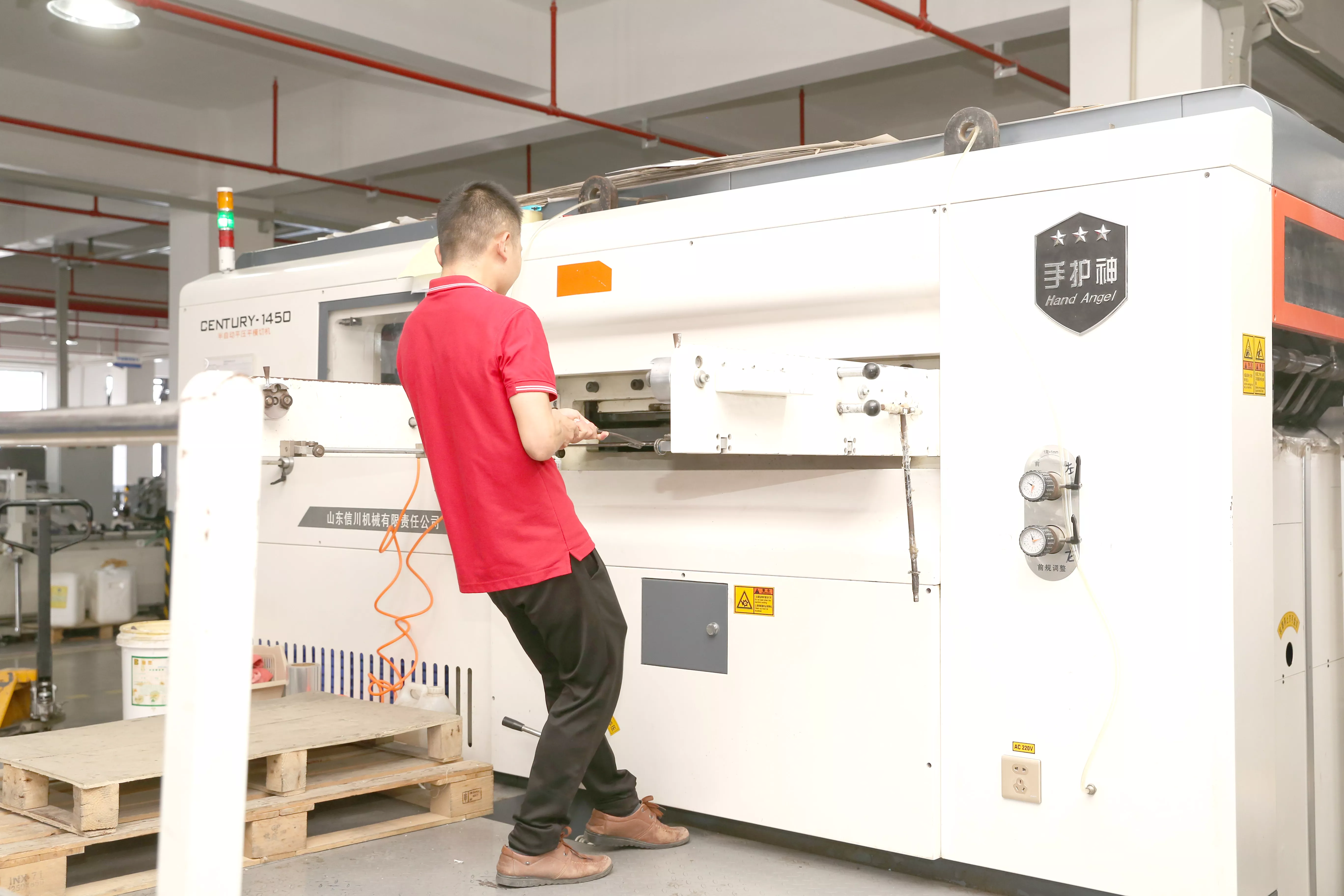 Semi-automatic die-cutting